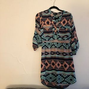 High-low pocketed patterned dress! Like new.